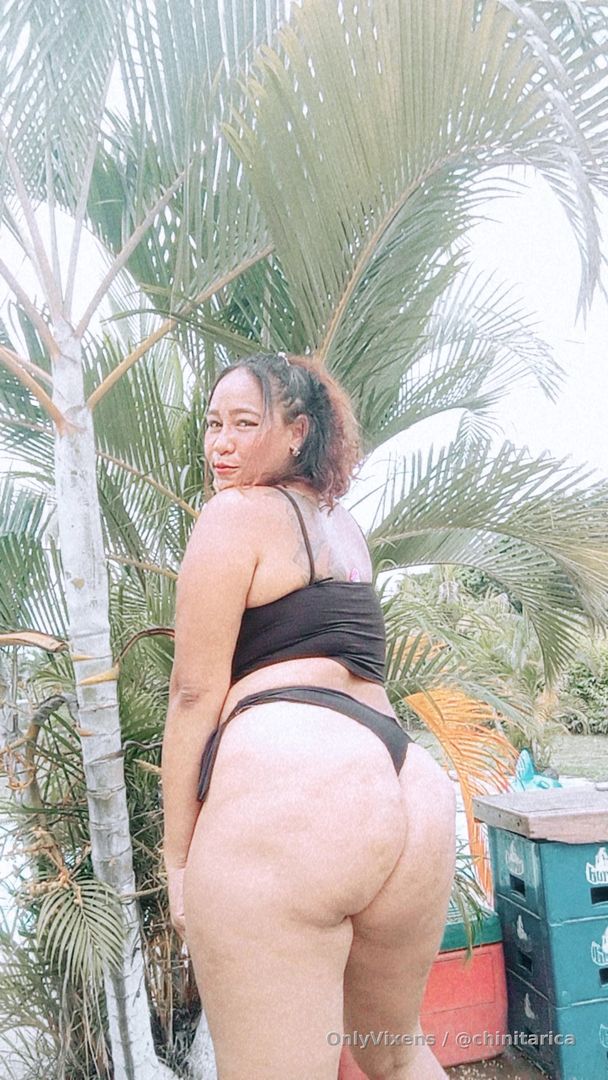 Me gustas las nalgadas duro 😋