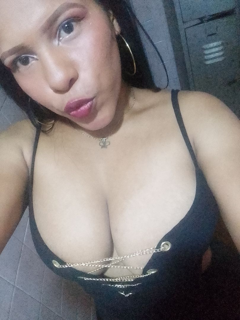 Buenas noches ando aburrida 