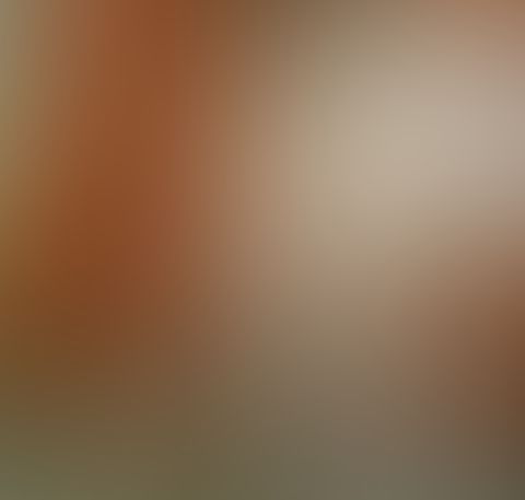 quiero un macho rico que me caliente y me llene de leche.