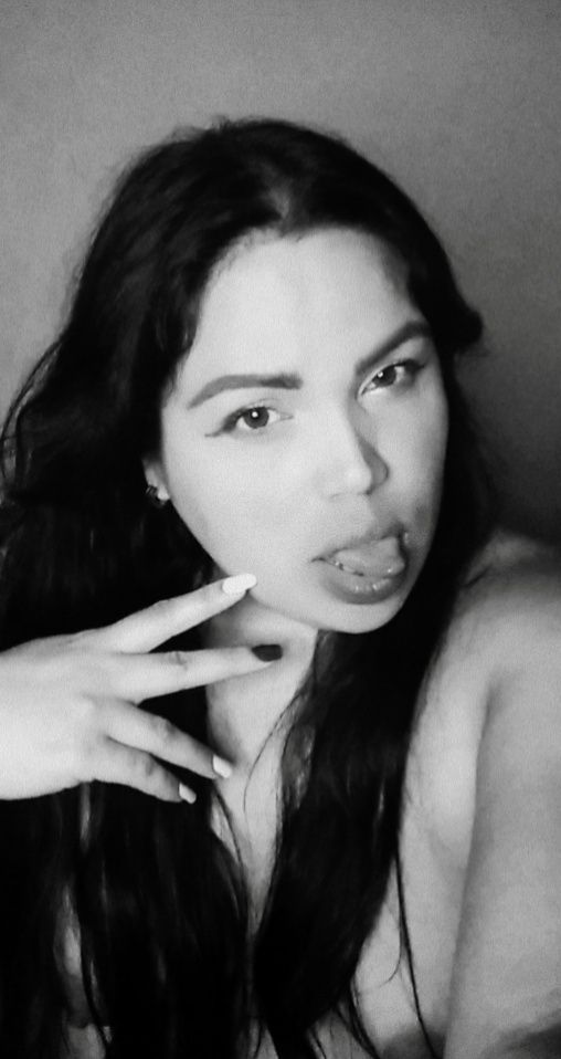 Suscribete y escríbeme y jugamos bb te espero 😈🔥