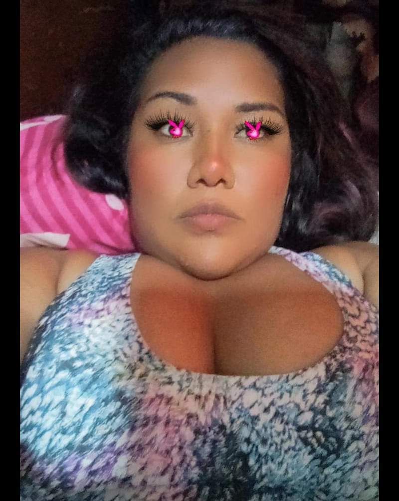 Hola, soy nueva 😘 quien para hablar ?