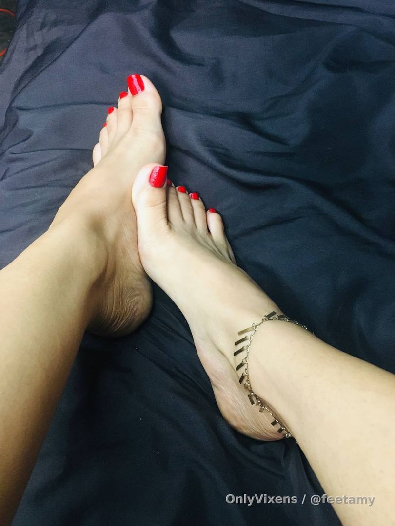 ¿Te gustaría tener 
un poco de esto? 💗
👅
👅