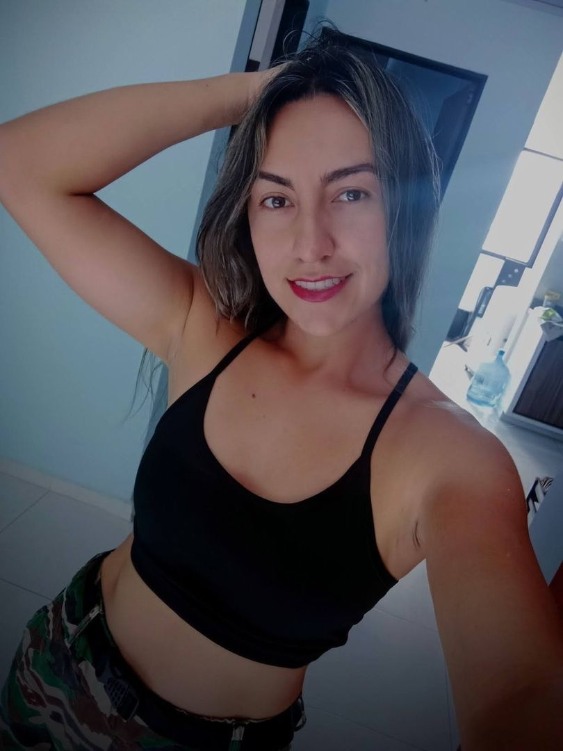 Besos 💋💋💋 disfruten y vivan lindo 😘