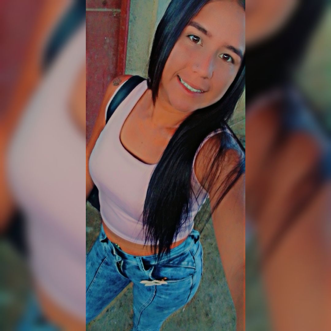 Mira mi cara arriba, pero anda y ve la de abajo 😋😈 