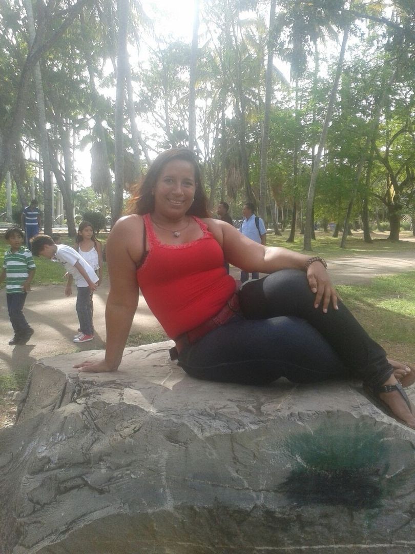 Quiero jugar y hablar mis Amores