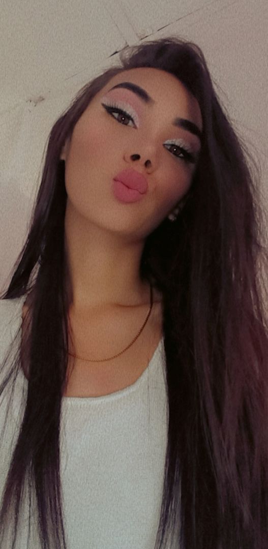 Por acá aburrida que hacen ?