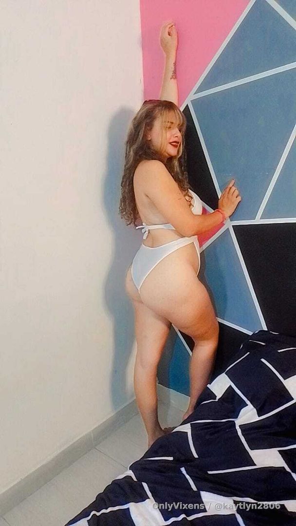 Una Loba Con Ganas De Decorarte, Abreme Que Rico.