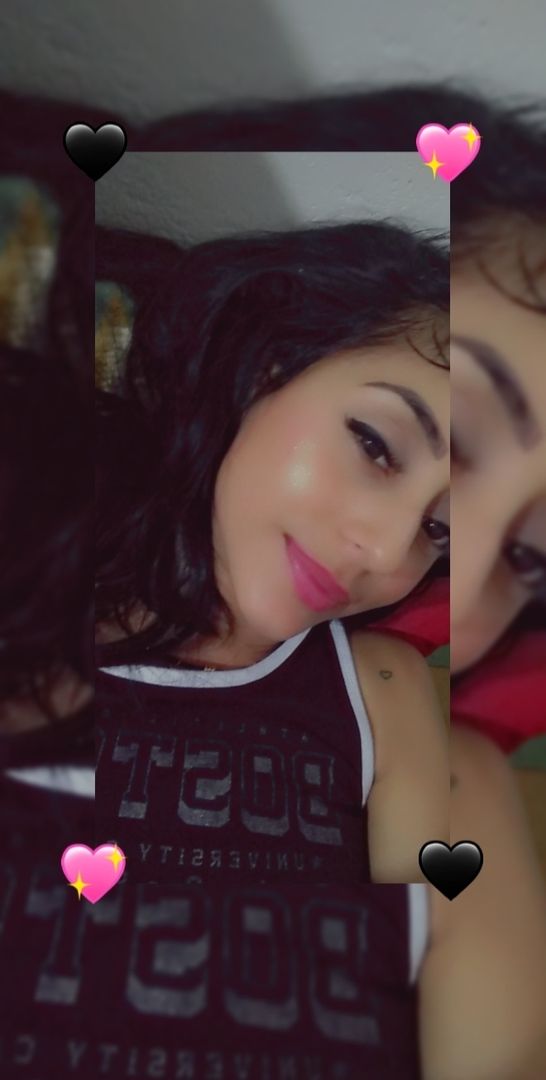 Hi, I'm Melissa, I'm from Colombia, I'm 20 years old, subscribe to my profile, you'll love what I have for you, daddy 🎁🌹🙏 plis guys support my