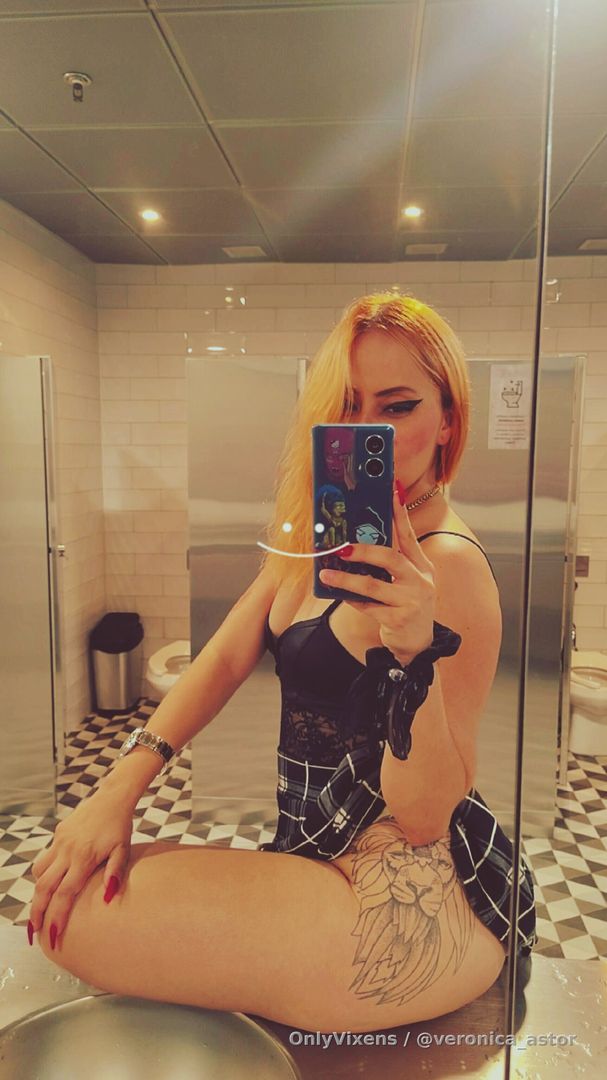 Do you like your reflection in the mirror?