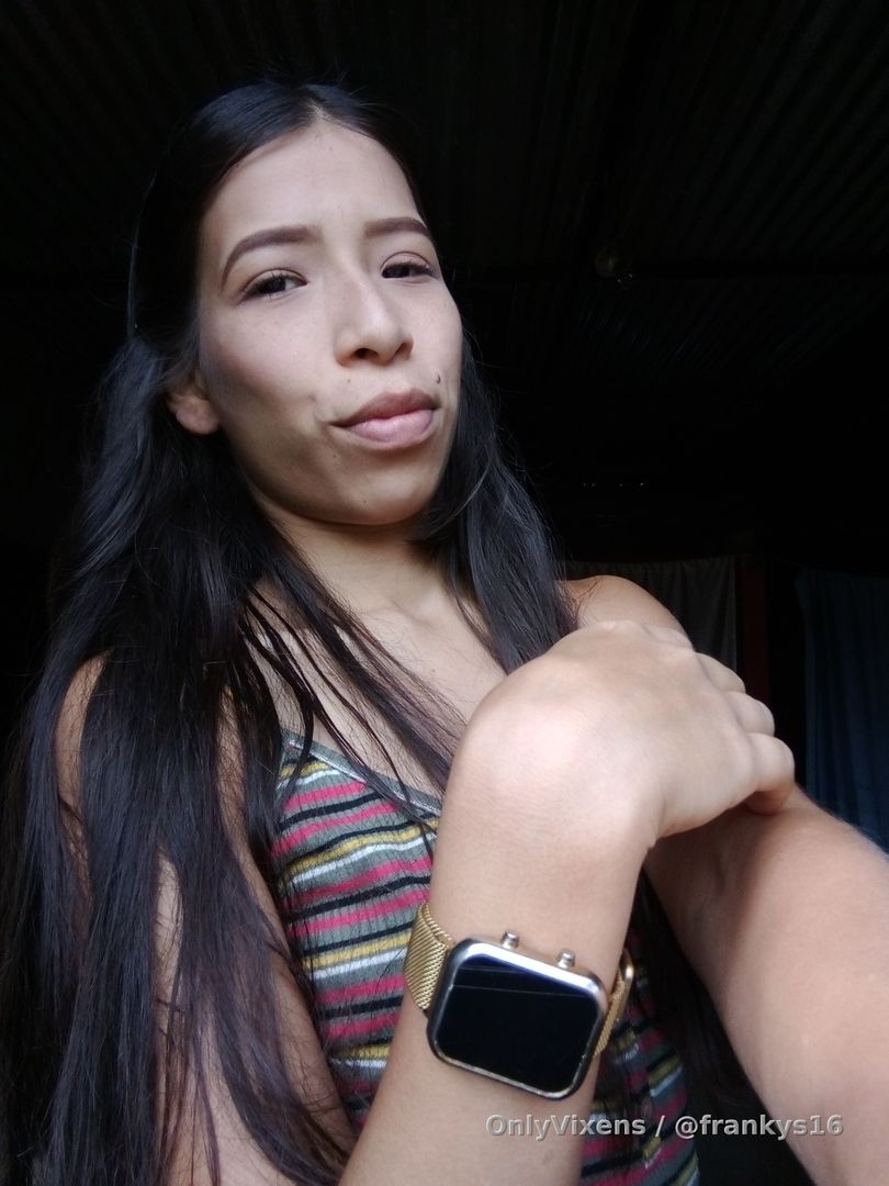 Suscribete para que puedas ver mas de mí 😏