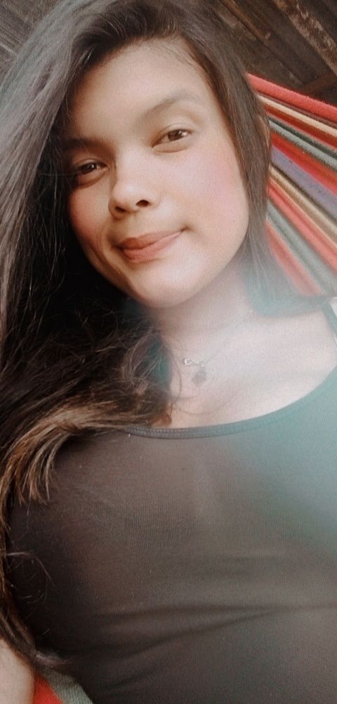 HELLOOO
HOLA MIS AMORES BELLOS, ESTOY ABURRIDA, LES GUSTARIA HABLAR 🥺🔥