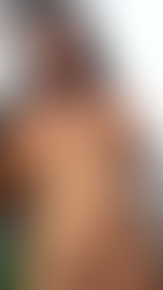 Hola bb mira lo q te traigo una morenira rika 