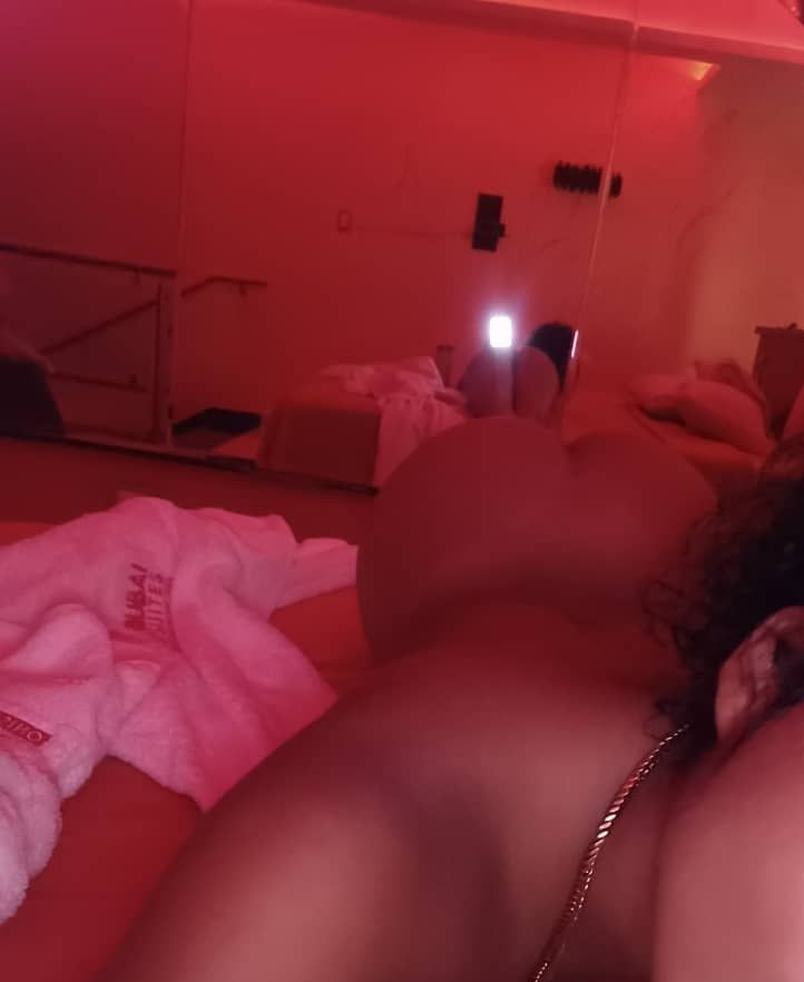 Papi ven a seguirme y divertirnos juntos 🤤🏳️‍🌈😋 contenido para hombre y mujeres 