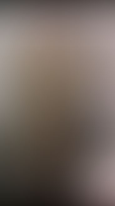 Miren como me frotó los senos mientras me ducho 🥵😋