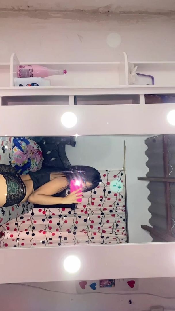 Hola mi nombre es laurita