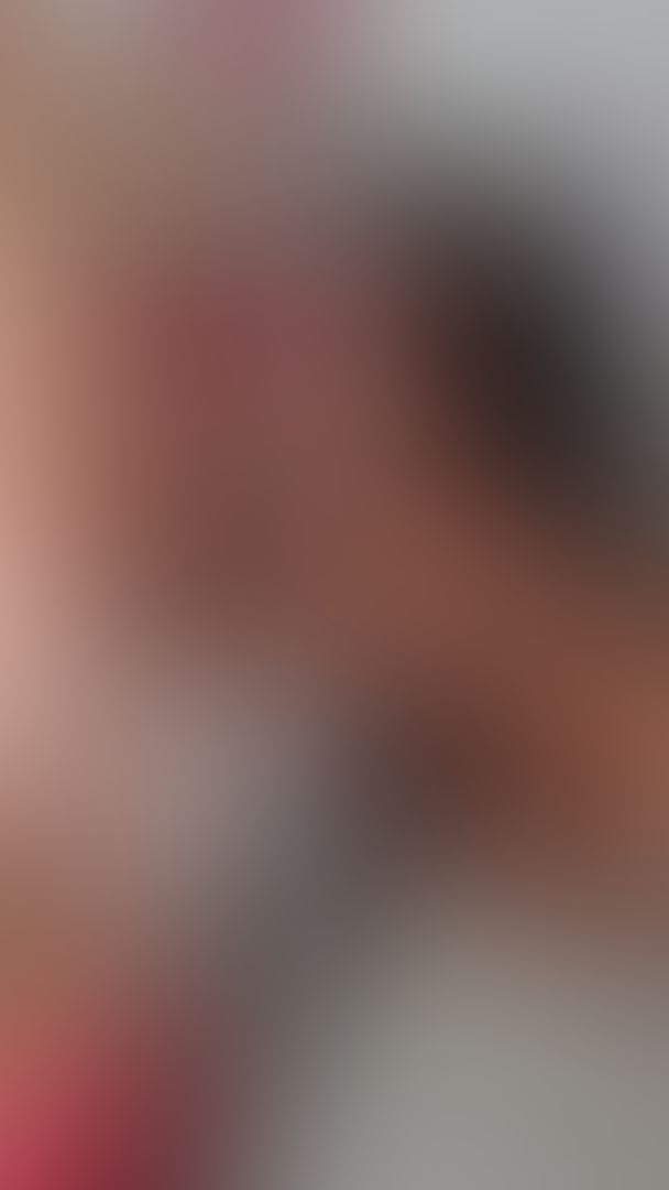 You want to see how I suck it. from rich to my friend? 😈🤤😋💦
Quieres ver cómo se la chupo de rico a mi amigo?😈🤤😋💦