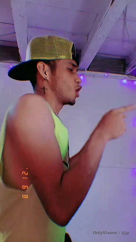 Escribeme y nos ponemos atrevidos solos tu y yo 😈😈😈😘📱que esperas .😉