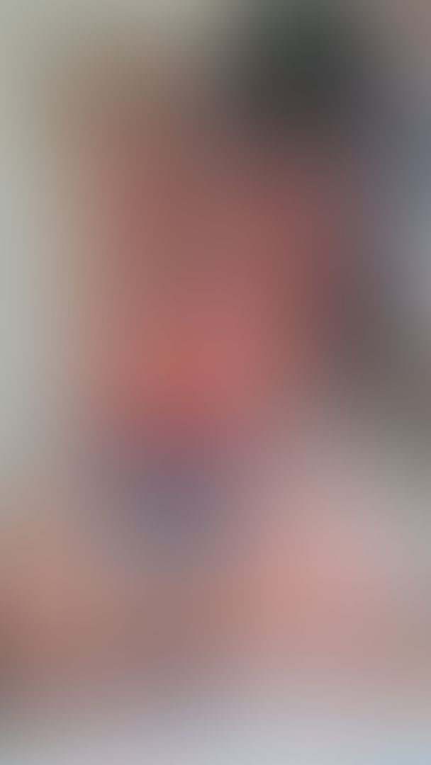 Me invitas a la playa? Mira lo rico que se ve mi bronceado🙈😍🔥