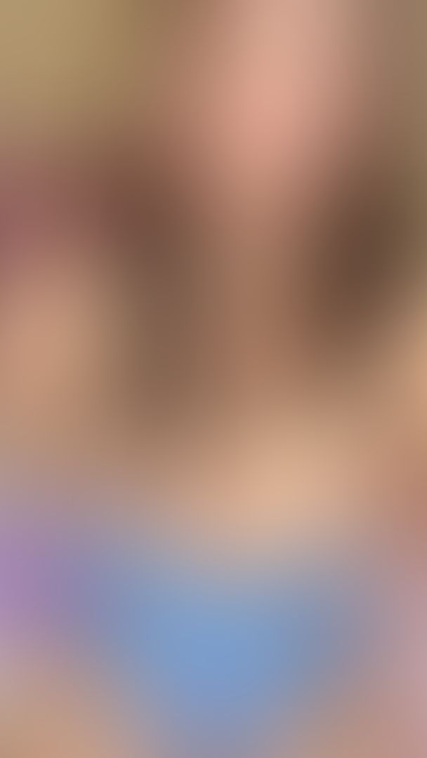 Quieres ver las ricas tetas 🍒que me traigo🥵 son dos grandes melones 🍈🍈 divinos 🤤 cuantas pajas te harías en ellas🍈🍆🍈🥵🥵