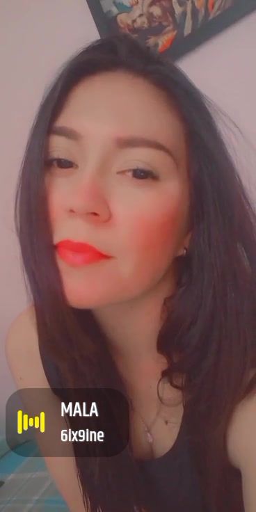 Holas estoy emocionada de estar aca❤️❤️